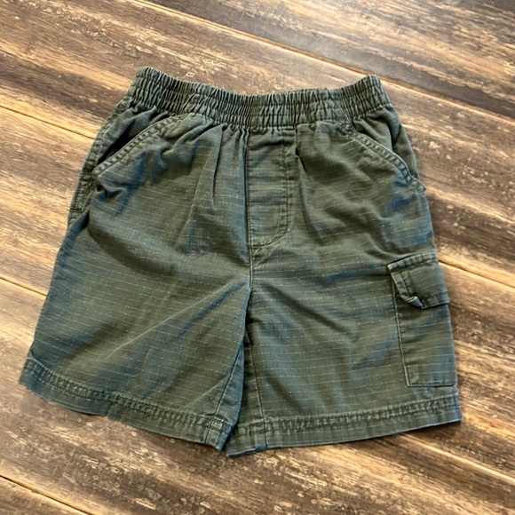 Two pairs of shorts - Picture 5 of 7